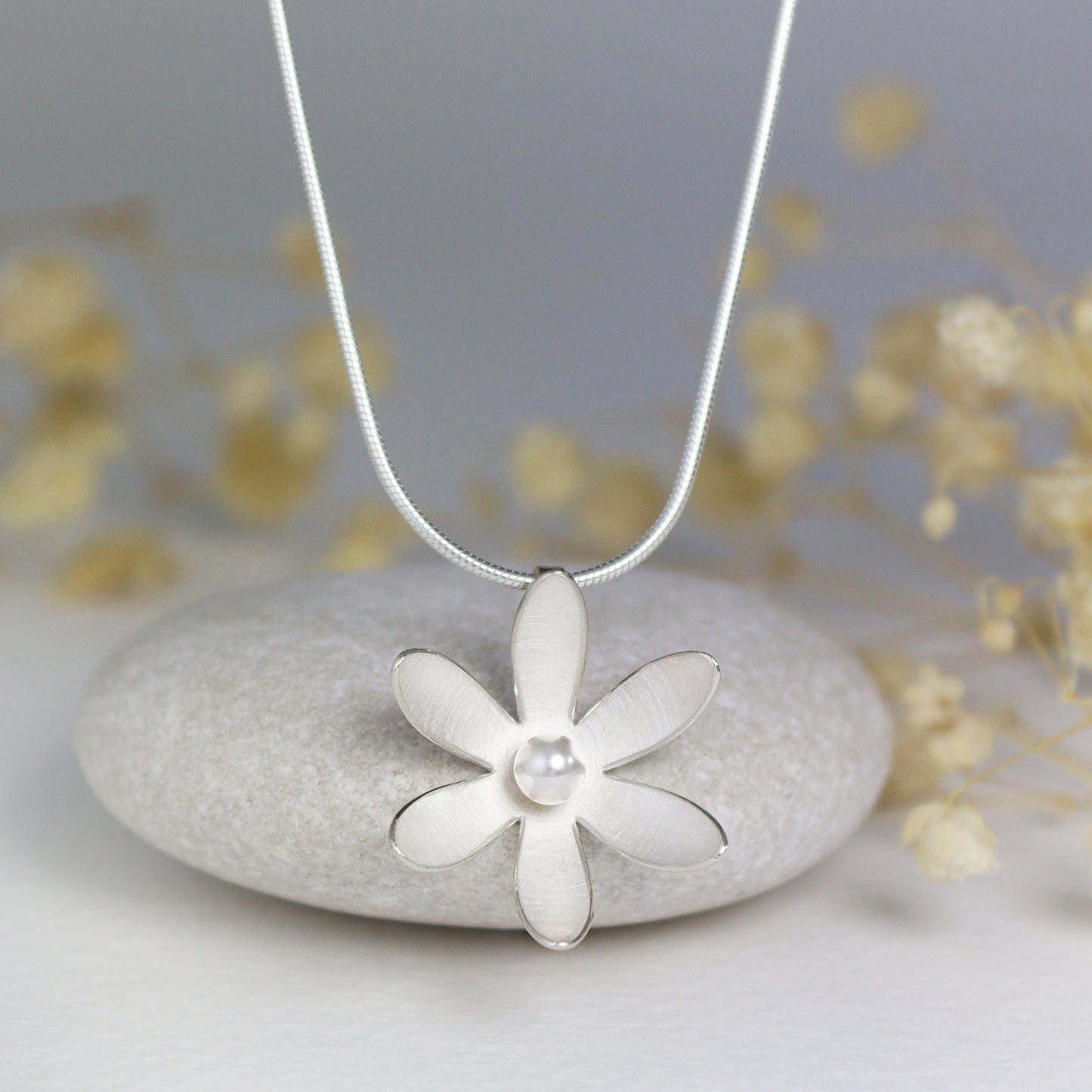 Silver and Pearl Daisy Necklace