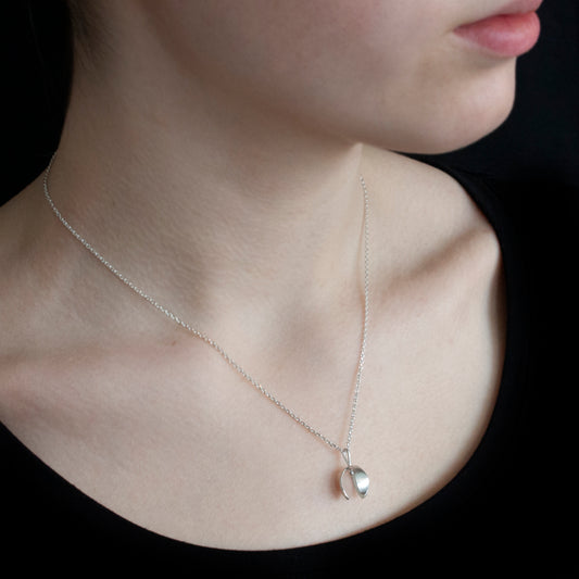 Silver Snowdrop Flower Necklace